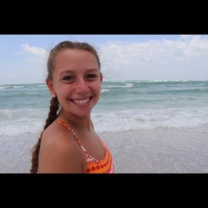 Meet your Posher, Allison